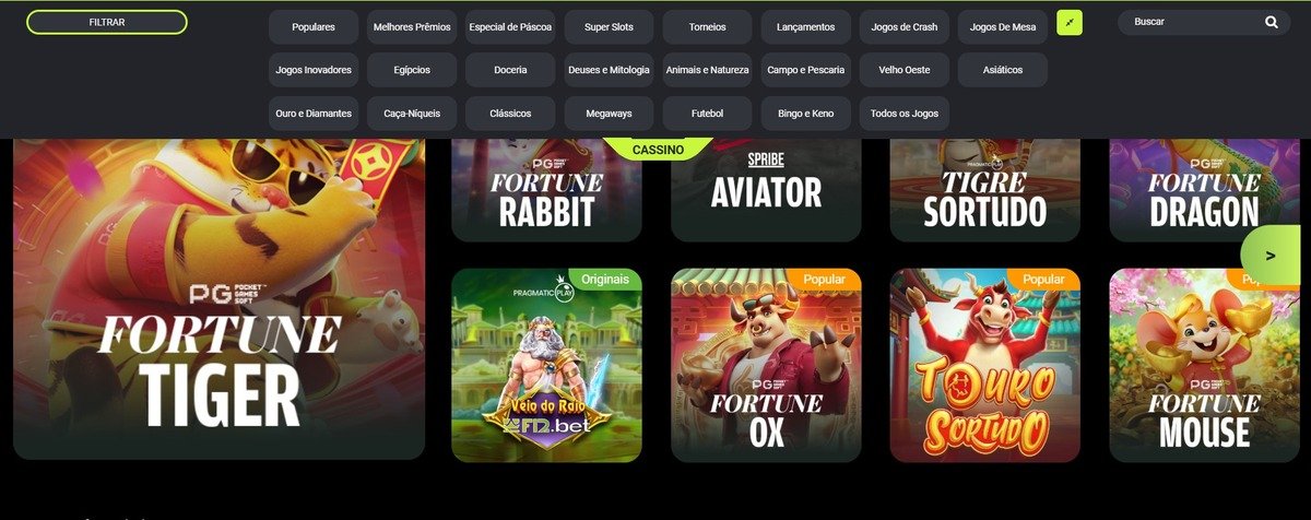 Pengguna mengunduh dan bermain via aplikasi jam350 di perangkat mobile
